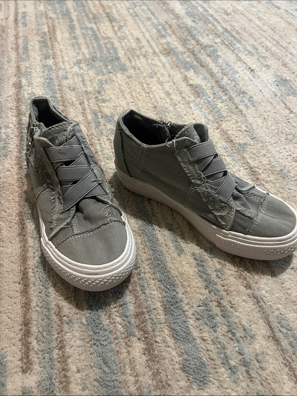 Casual Gray Platform Slip-On Canvas Sneakers for Women
